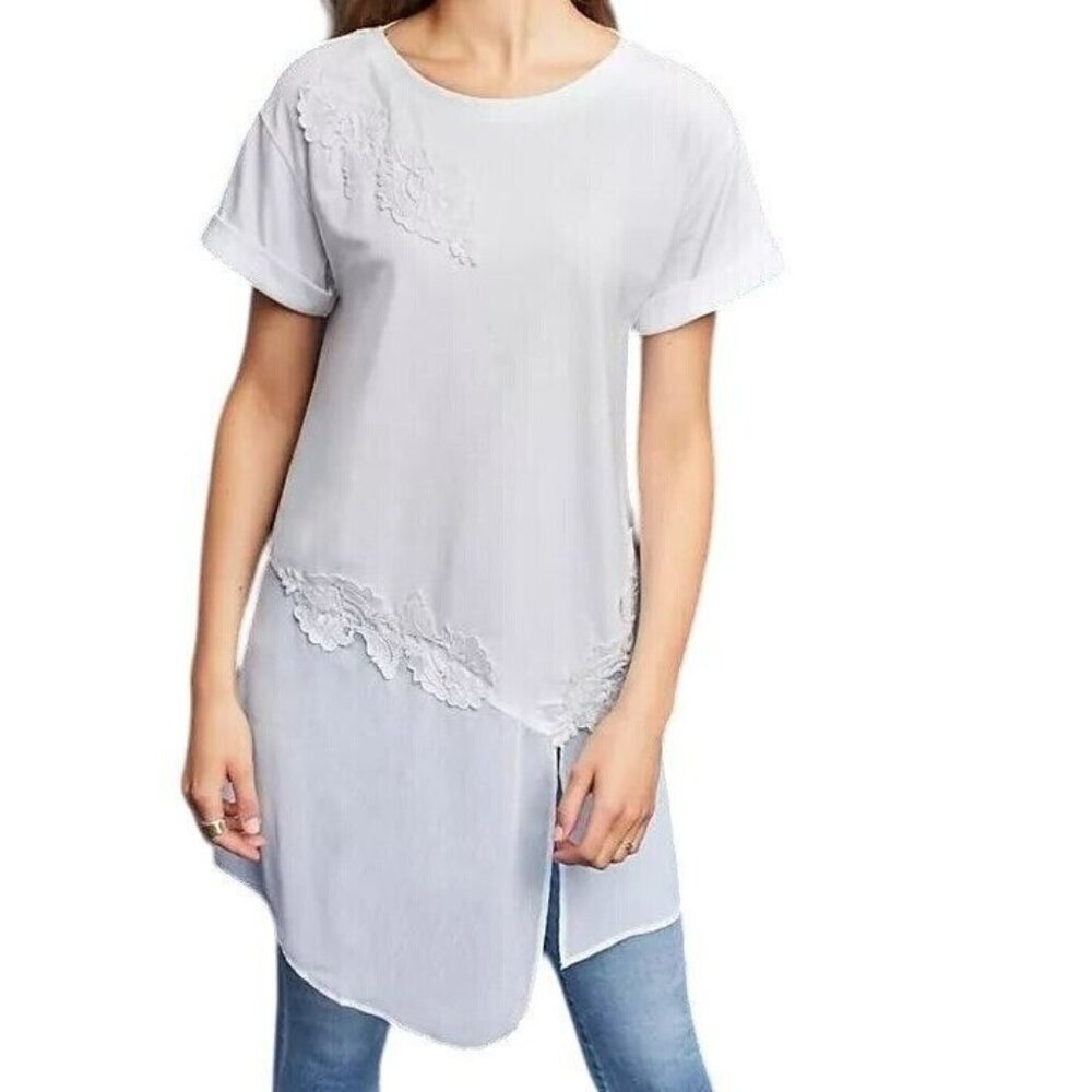 Anthropologie Akemi + Kin  Tunic Top Asymmetrical XS Lace Floral Sheer Hem